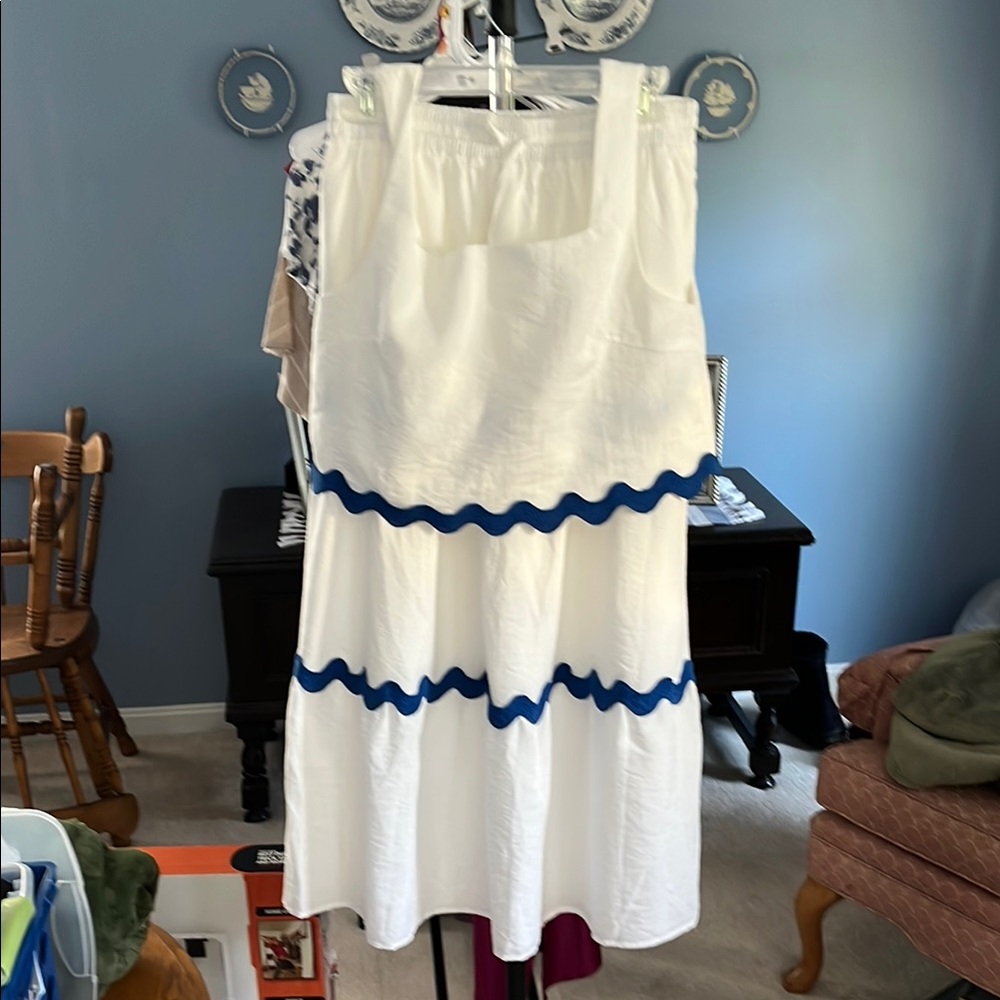 White and Blue Women's Skirt Set